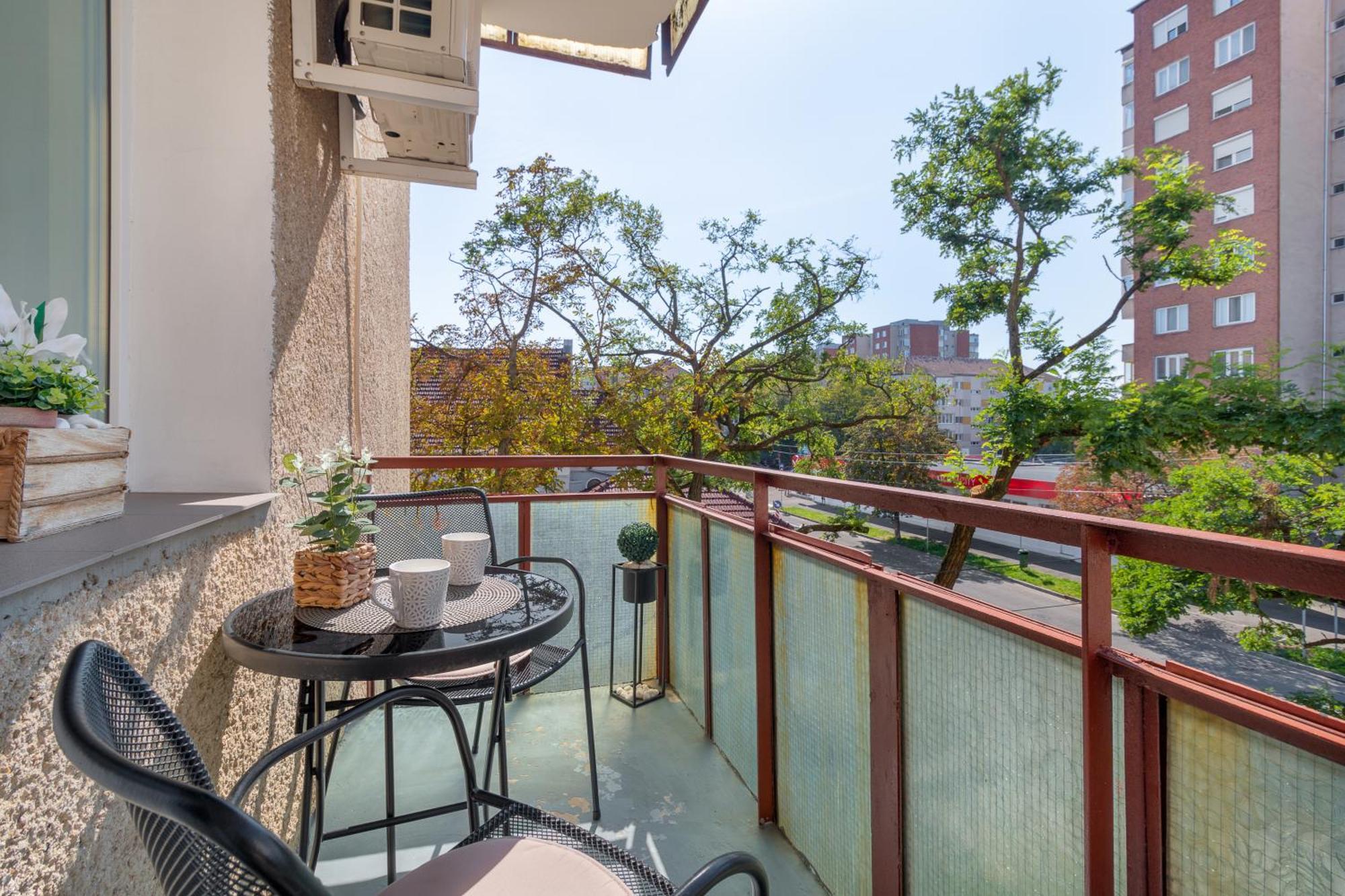 Venezia Studio Apartment Oradea Ngoại thất bức ảnh